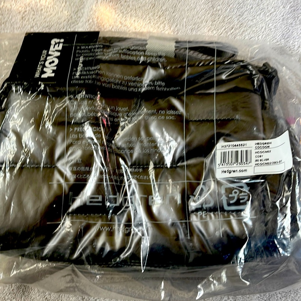 Hedgren crossbody, never used